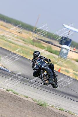 media/Aug-06-2023-TrackDaz (Sun) [[ac7f4f6367]]/B Group/sweeper/